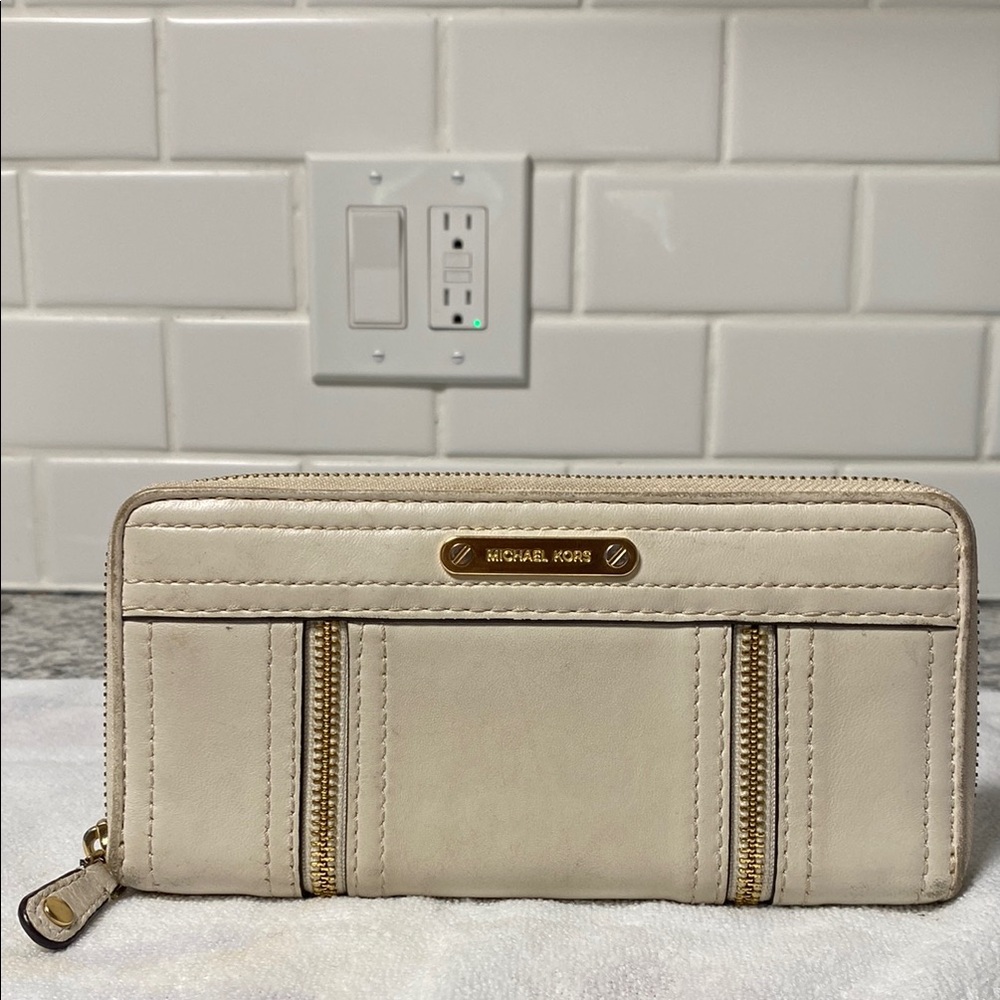 Michael Kors, genuine leather wallet